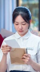 MẸ TÔI CÓ MỘT QUYỂN SỔ GHI CHÉP KHOẢN NỢ CỦA TÔI VỚI BÀ!