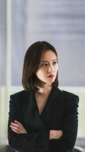 THÌ RA ANH TA VẪN LUÔN QUEN CÔ TA