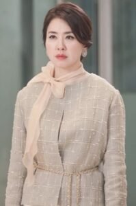 LY HÔN Ở TUỔI 68