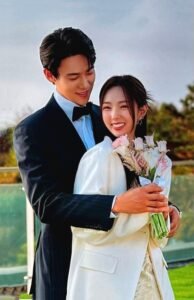 CHIẾC NHẪN CỦA NGƯỜI KHÁC!